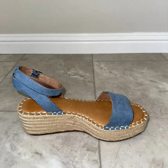 Kelly & Katie Faydrena Espadrille Wedge Sandal - Picture 4 of 9